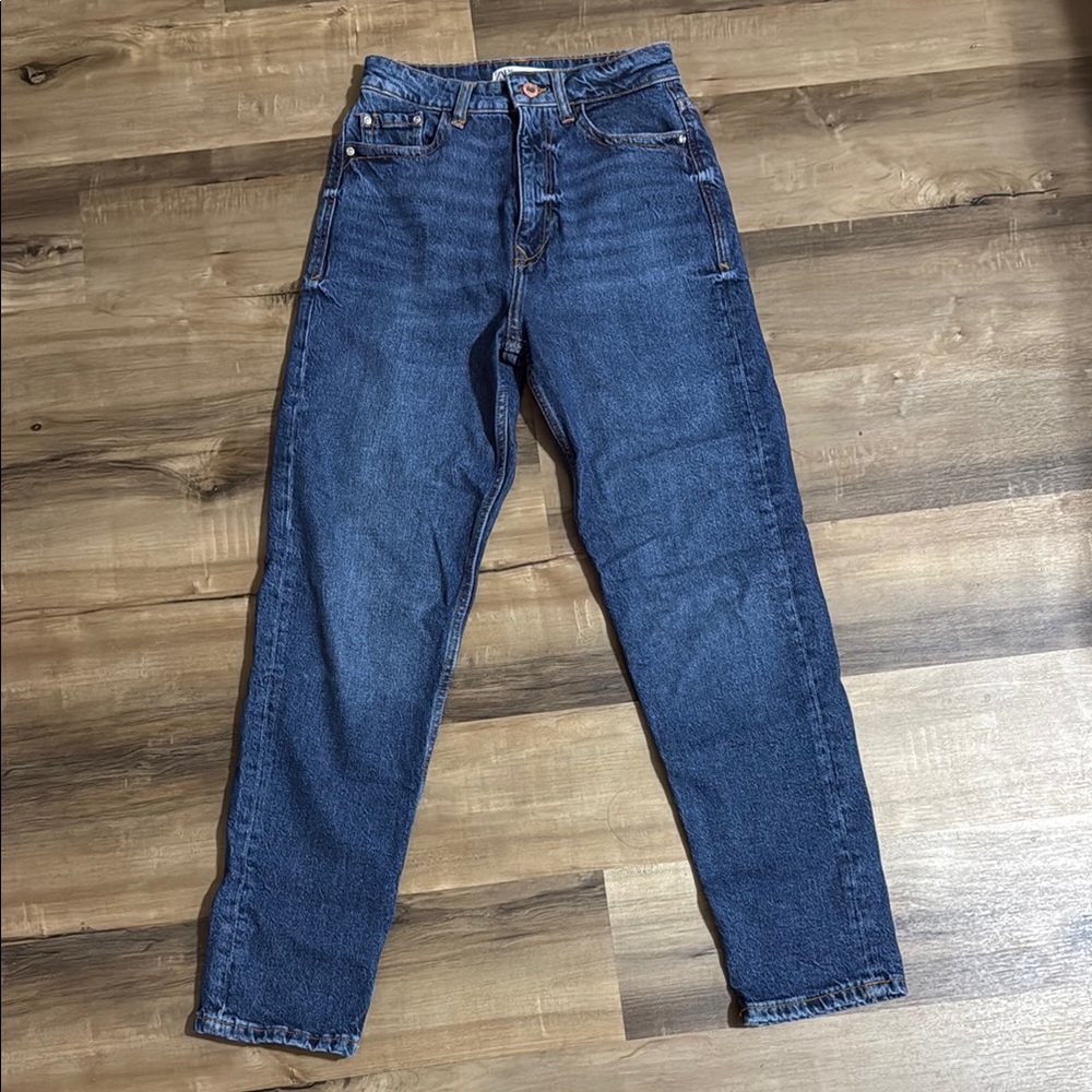 Zara Mom Jeans- Size 2- Never Worn!